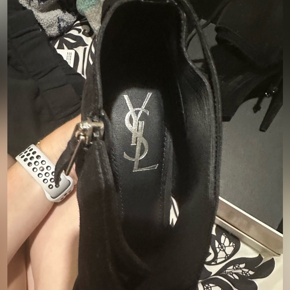 Authentic ysl heels - Picture 3 of 5